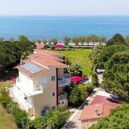 Irida Beach Resort Suites Kyparissía Eksteriør bilde