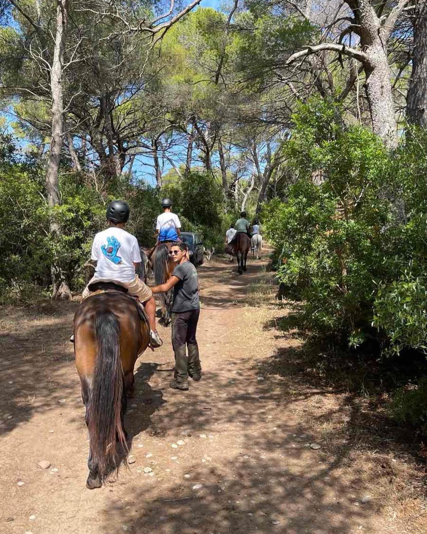 Irida Beach Resort Suites Kyparissía Eksteriør bilde